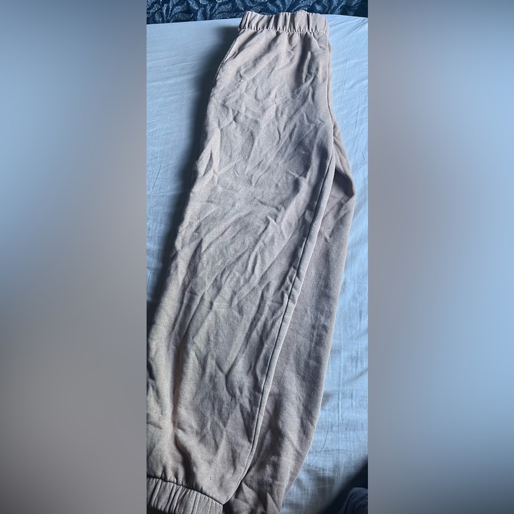 WILD FABEL sweatpants :)